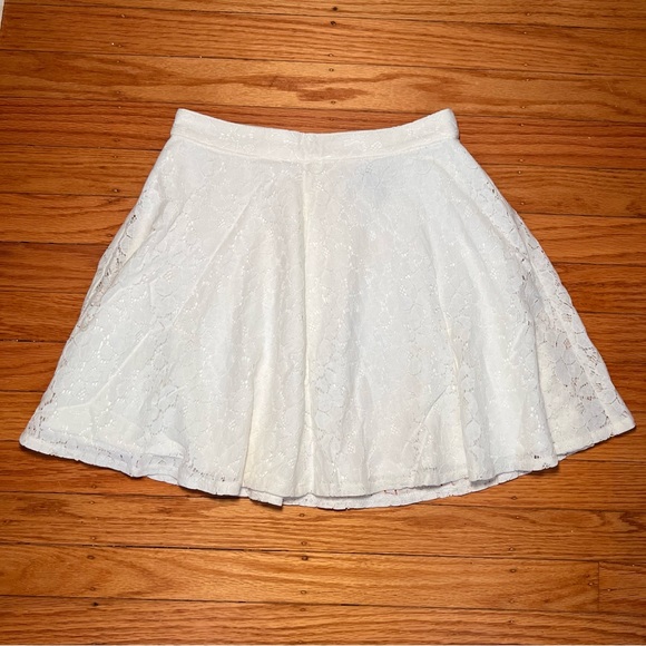 Topshop Dresses & Skirts - Lace skirt